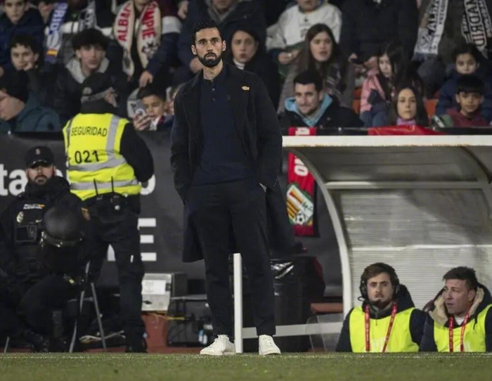 lol live-包含皇家马德里迎国王杯关键赛，加时末段扳平良机，压力陡增，年轻球员得到机会的词条