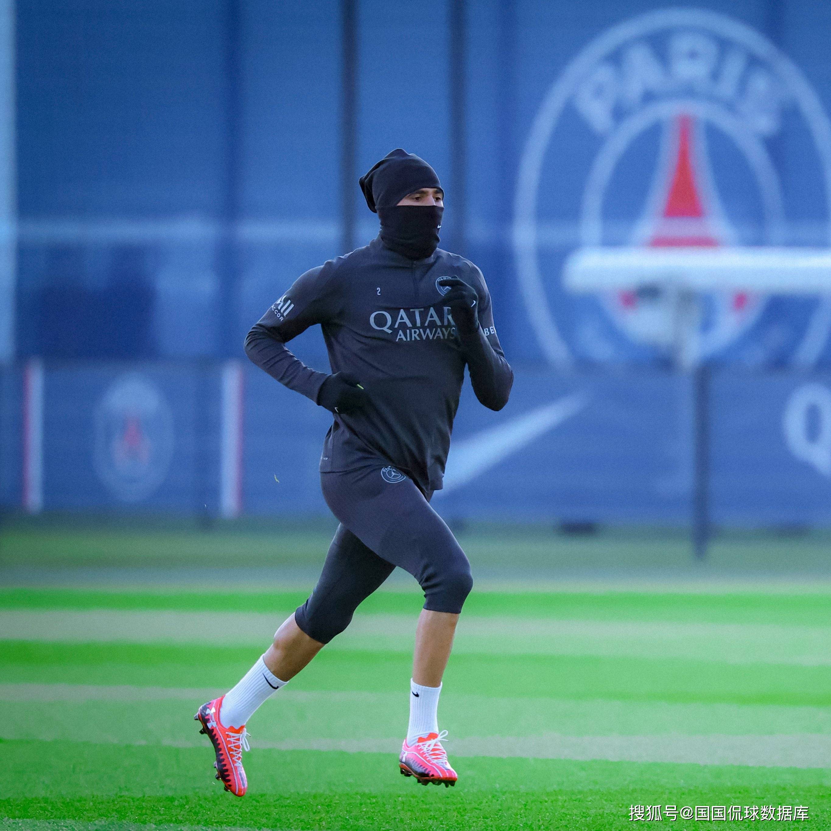 包含法甲倒计时，巴黎圣日耳曼赛后防线松动，细节引发关注，态度坚定，高层口径保持一致的词条