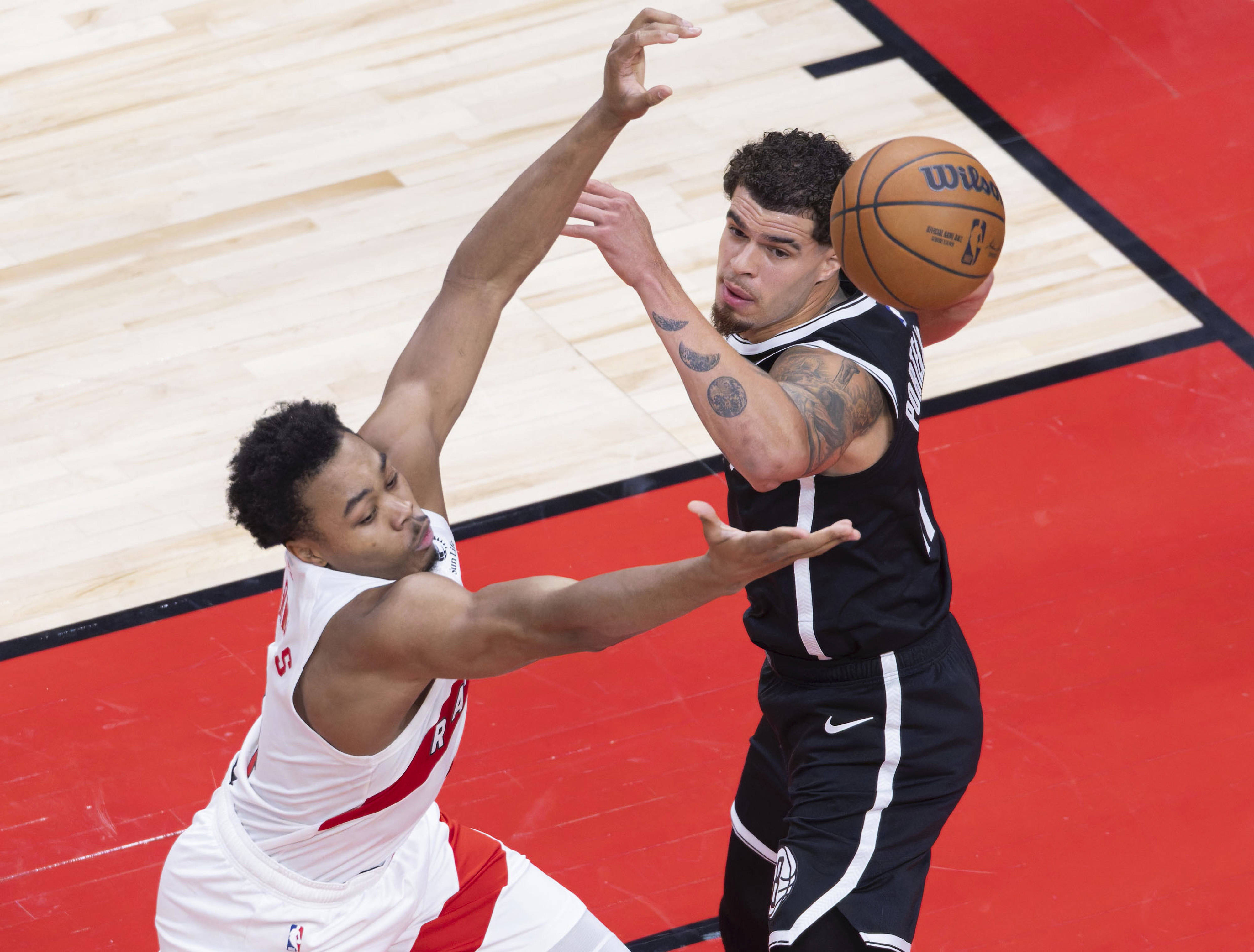 英雄联盟比赛-多伦多猛龙迎NBA季后赛关键赛；清晨迎来里程碑；震撼外界；纪律约束更严格的简单介绍